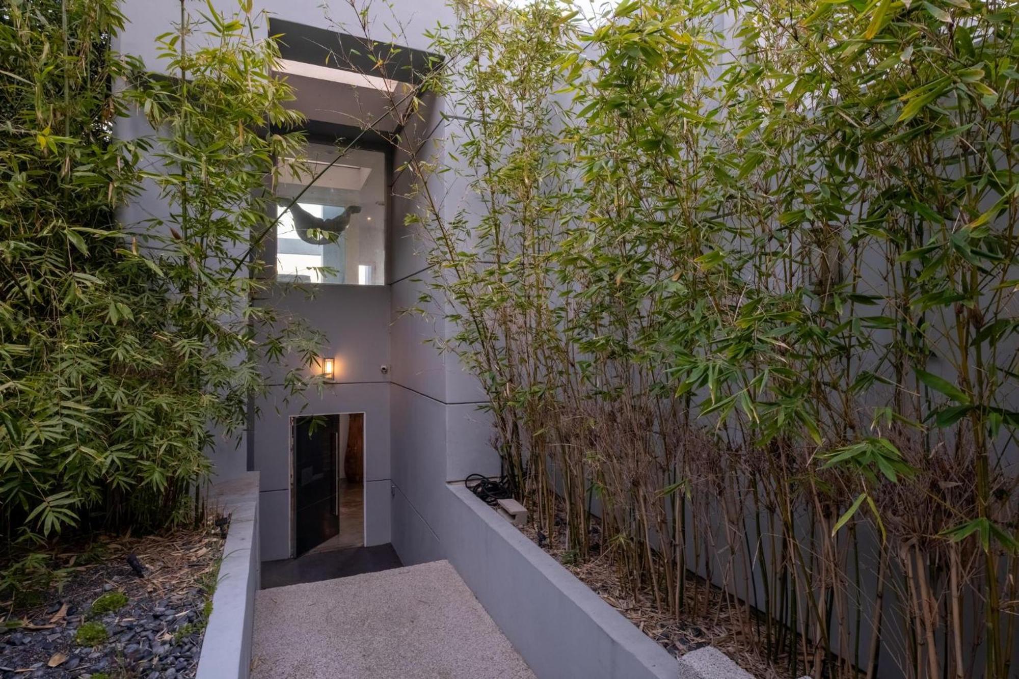 Villa Hollywood Hills Modern Sanctuary-jaw Dropping View