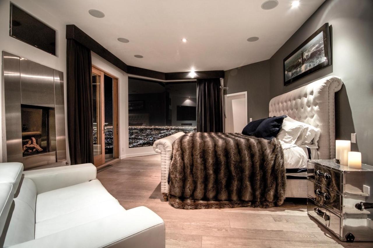 Villa Hollywood Hills Modern Sanctuary-jaw Dropping View